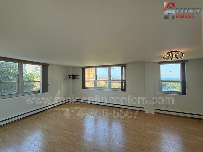 Building Photo - 1707 N Prospect Ave