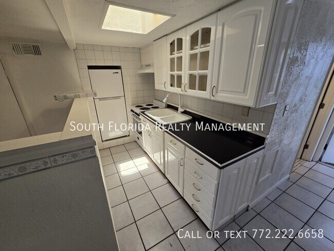 Foto del edificio - 3166 SE Hawthorne St