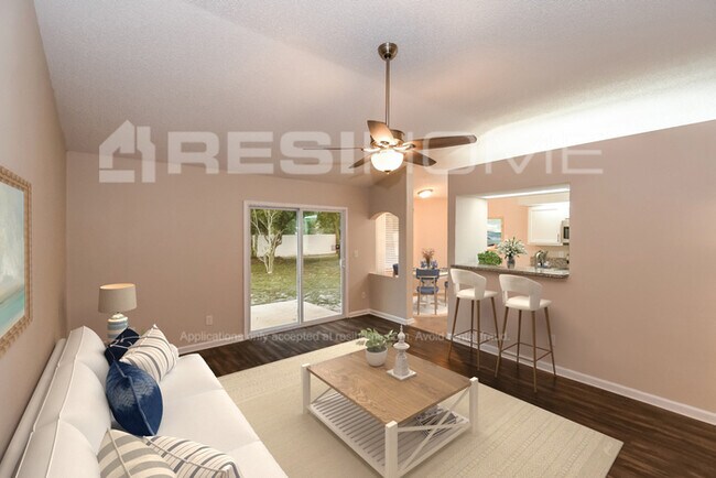 Foto del edificio - 11810 Cherry Bark Dr W