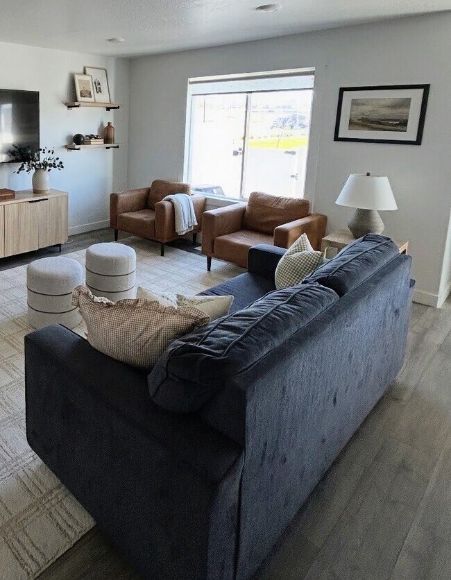 Foto del edificio - 4058 W Corn Patch Ave