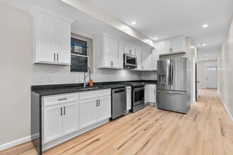 Building Photo - 2202 E Fayette St