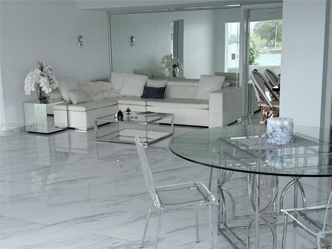 Foto del edificio - 286 Bal Bay Dr