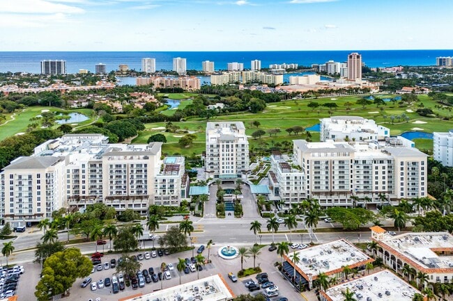 Foto del edificio - 220 SE Mizner Blvd