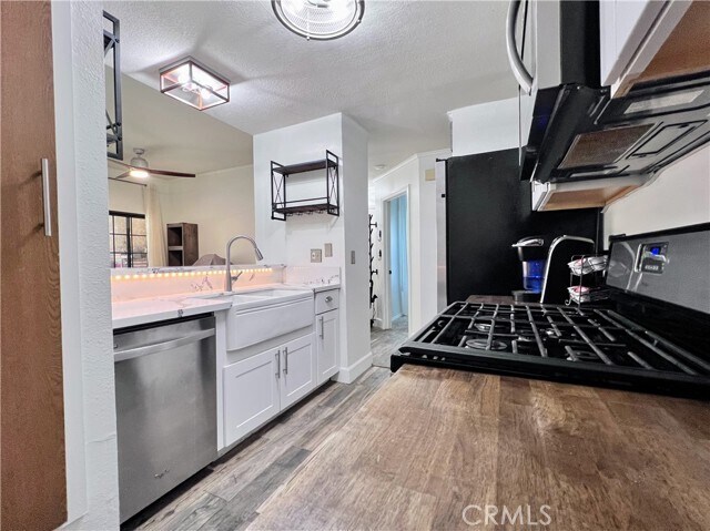 Foto del edificio - 2312 Archwood Ln