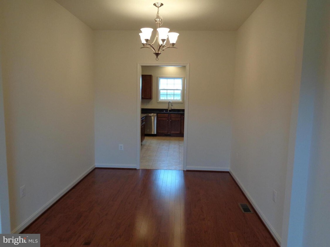 Foto principal - 7113 Durrette Rd