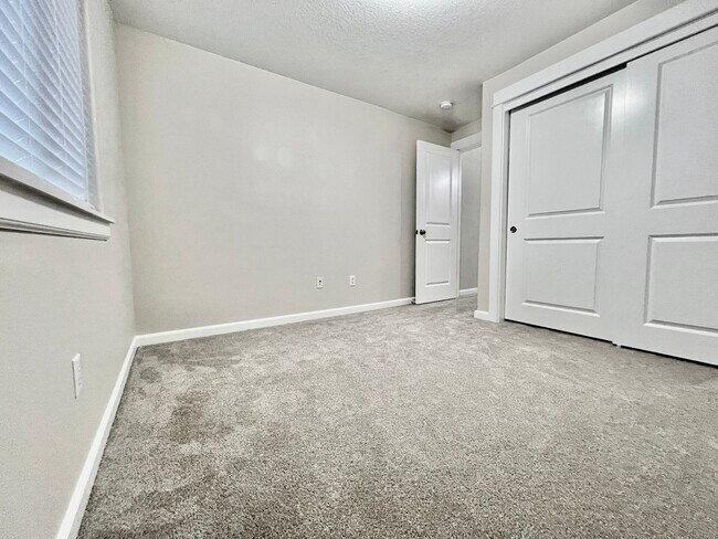 Foto del edificio - Meticulously maintained