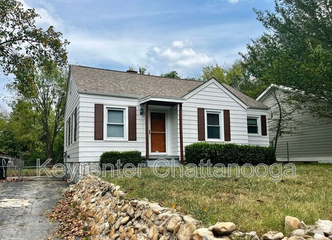 Building Photo - 3615 Anderson Ave