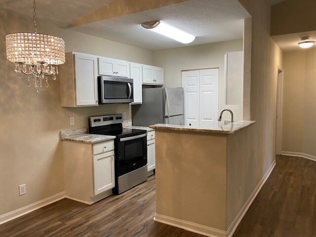 Foto principal - 897 Fording Island Rd