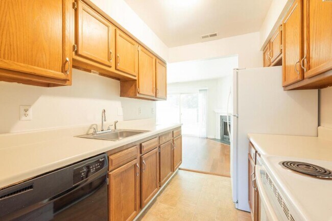 Foto del edificio - 2416 Stone Post Terrace