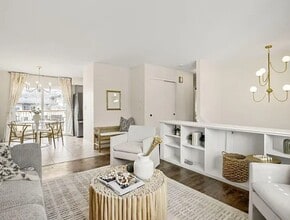 Building Photo - Beautiful, Newly Remodeled Home In Great Location!