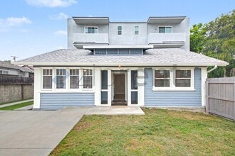 Building Photo - Unit