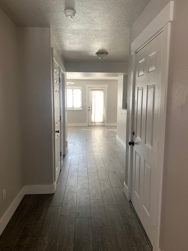Building Photo - 10466 S Sage Vista Way