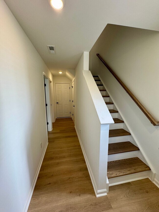 Building Photo - Beautiful, New Construction, 3-Story, 4BR/...