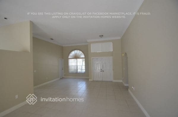 Building Photo - 5311 NW 44th Ave