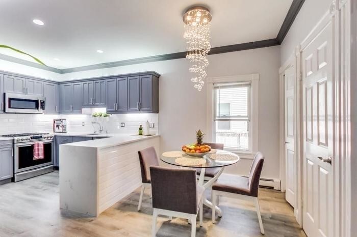 Foto principal - 3 bedroom in Waltham MA 01776