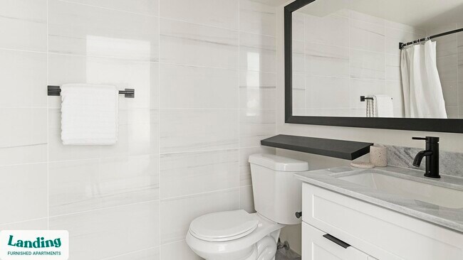 Foto del edificio - 2717 Capital Blvd