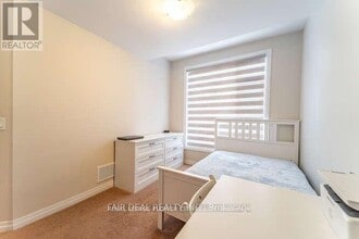 Building Photo - 1118 Edinburgh Dr
