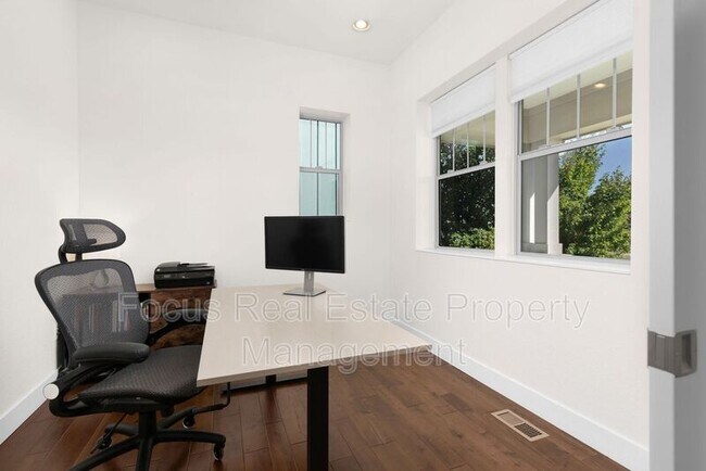 Foto del edificio - 9005 E Prairie Meadow Dr