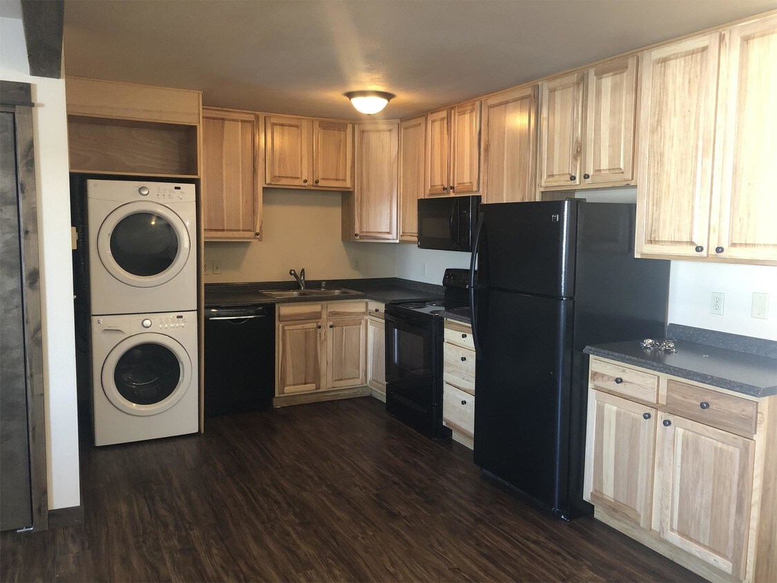 Foto principal - 28494 Norris Rd