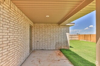 Building Photo - 13703 Sherman Ave