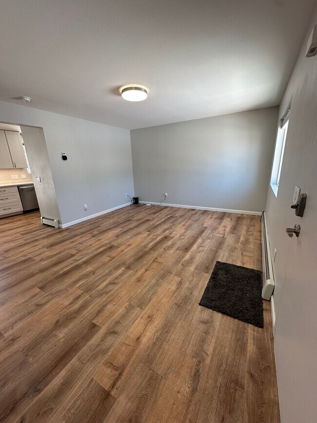 Foto del edificio - 1055 E Klatt Rd