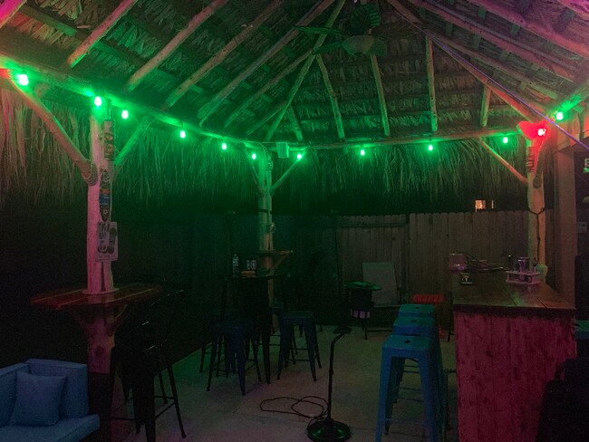 Foto del edificio - 1 Quarterhorse Dr