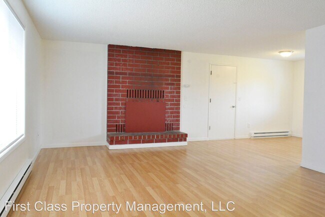 Building Photo - 3 br, 1 bath House - 1760 NE 24TH AVE