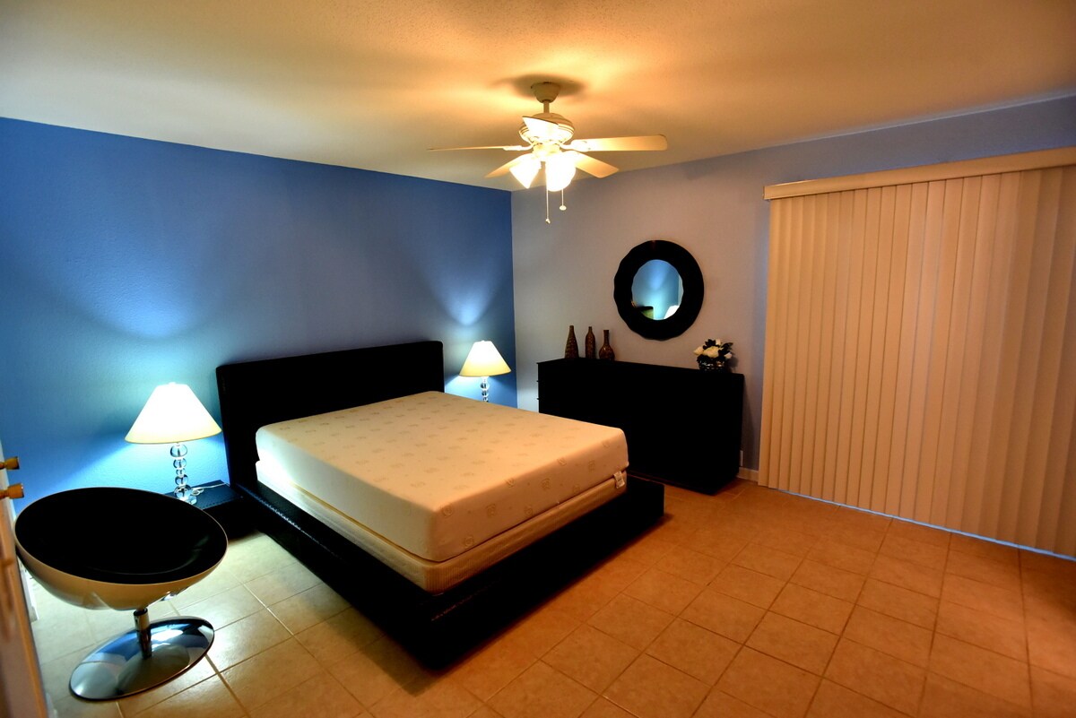 Foto principal - 2201 Fountain View Dr