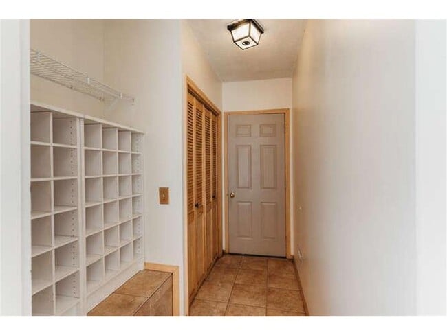 Building Photo - 17583 Foxboro Ln