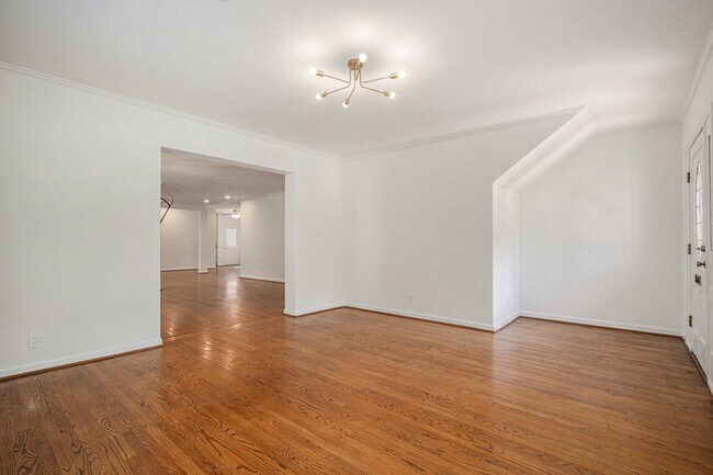 Foto del edificio - 6601 Brompton Rd