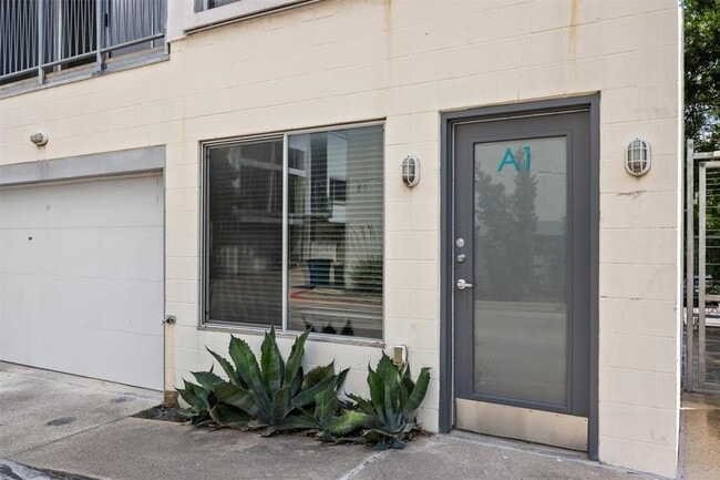 Building Photo - 4801 S Congress Ave