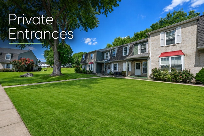 Private Entrances - Sunnybrook Towne Houses