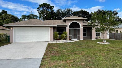 Building Photo - 517 SW Paar Dr