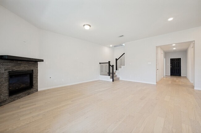 Building Photo - 3437 Loftwood Ln