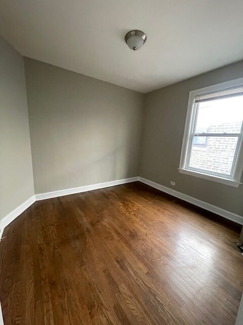 Foto del edificio - 5444 N Kimball Ave