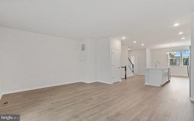 Foto del edificio - 8710 Cherrybark Rd