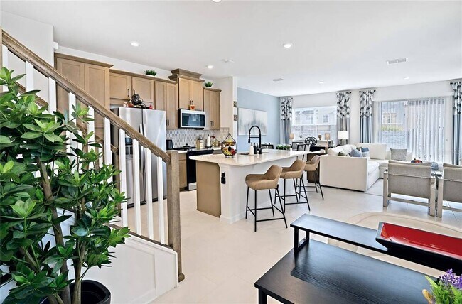 Building Photo - 1120 Lakeshore Breeze Pl
