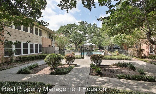 Foto del edificio - 2 br, 1 bath House - 4018 Blue Bonnet Blvd #D
