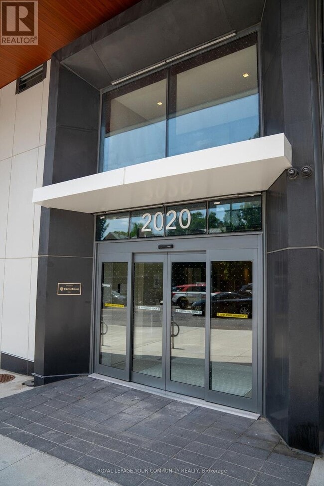 Building Photo - PH06-2020 BATHURST St