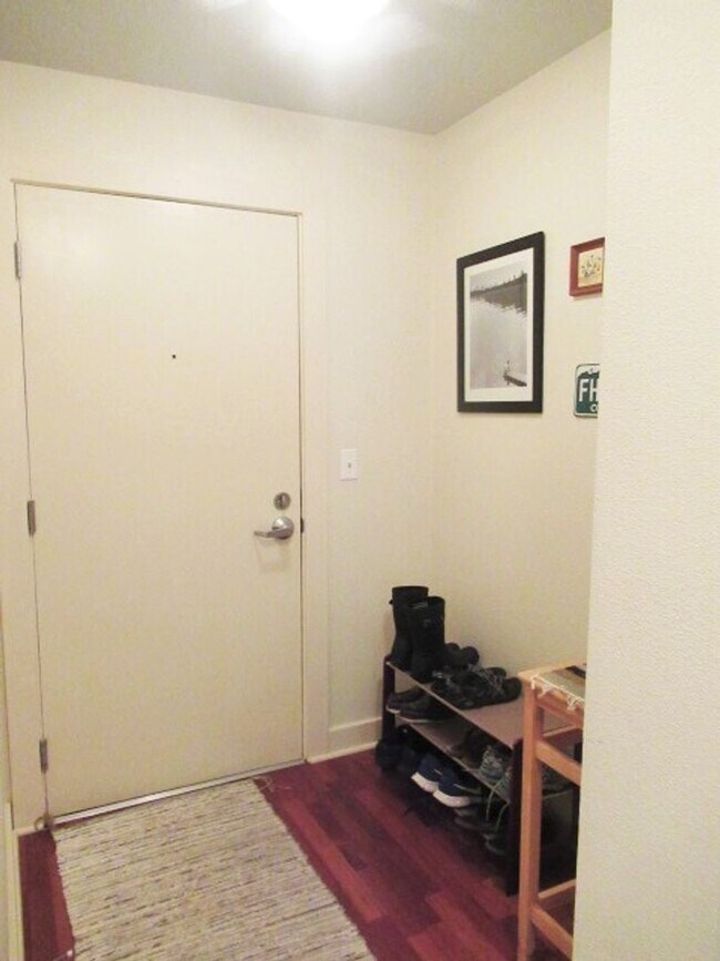 Foto del edificio - 2Bd/2Ba Seattle Condo