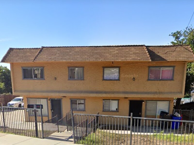 Primary Photo - 830 Winston Dr