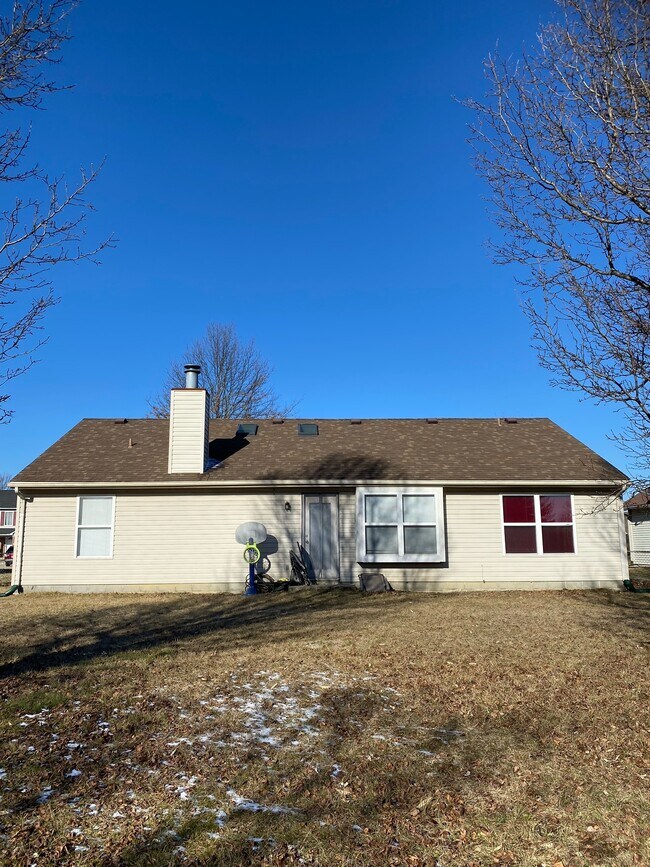 Building Photo - 2307 Valley Creek Way