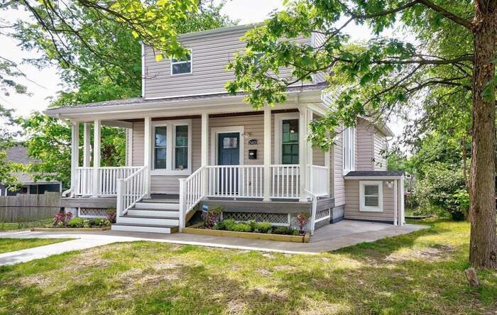 Foto principal - 2409 E Cold Spring Ln