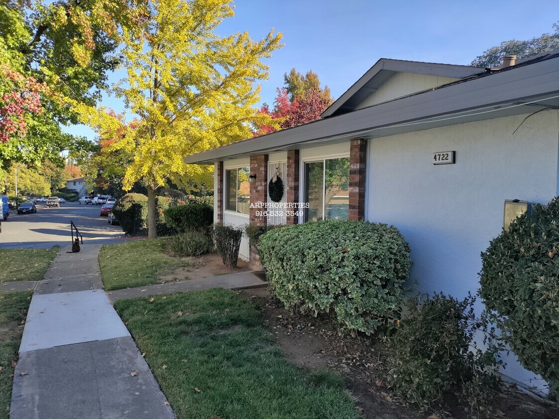 Primary Photo - 4722 Greenholme Drive, Unit 1