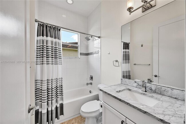 Foto del edificio - 9706 Celtic Sea Ln
