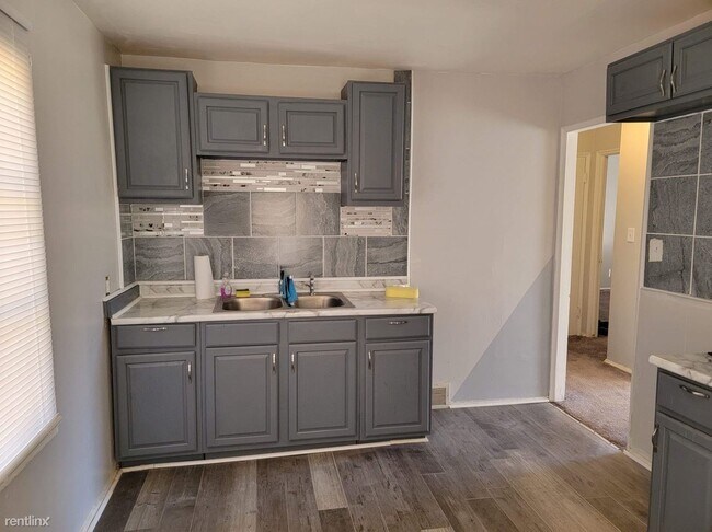 Building Photo - 3 br, 1 bath House - 18481 Edinborough Rd