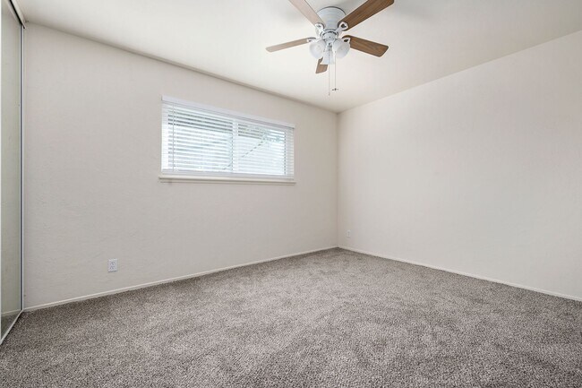Foto del edificio - 1257-1259 White Drive
