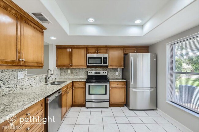 Building Photo - 4 br, 2 bath House - 3240 W Saint Brides C...