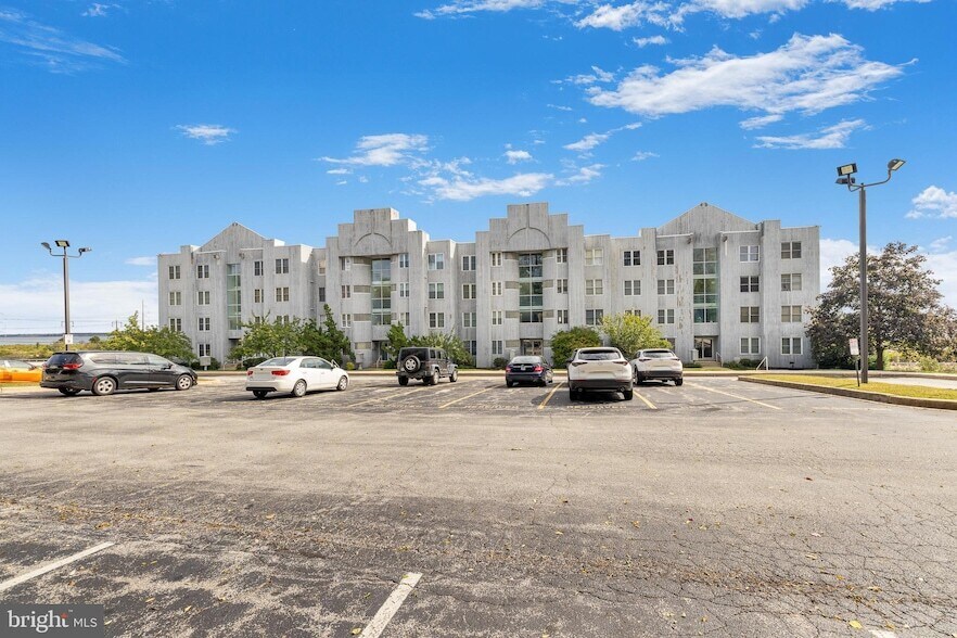 Foto principal - 5213 Le Parc Dr