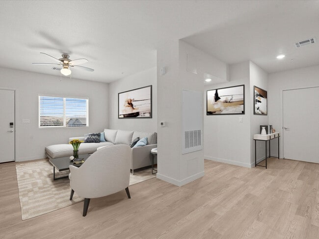 Building Photo - The Ridge at Sun Valley